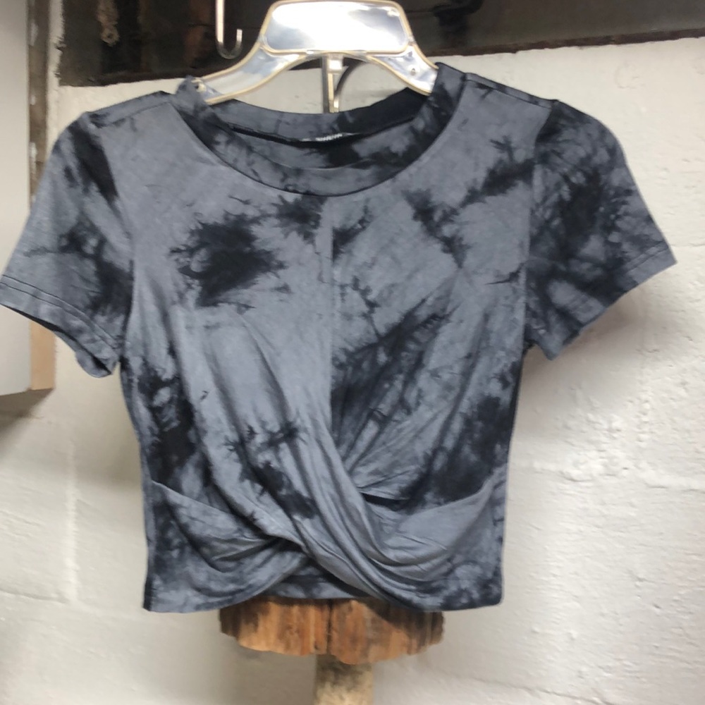 SHEIN Corp twist front‎ T-shirt
